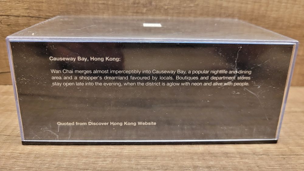 MINICHAMPS BMW X5 E53 Flavours of Asia 1:43 Hong Kong