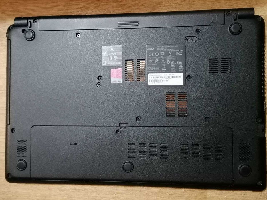 НоутбукAcerAspireE1-570G/i3/6GB RAM/GT740M 2ГБ/Стан9з10—Не розбирався!
