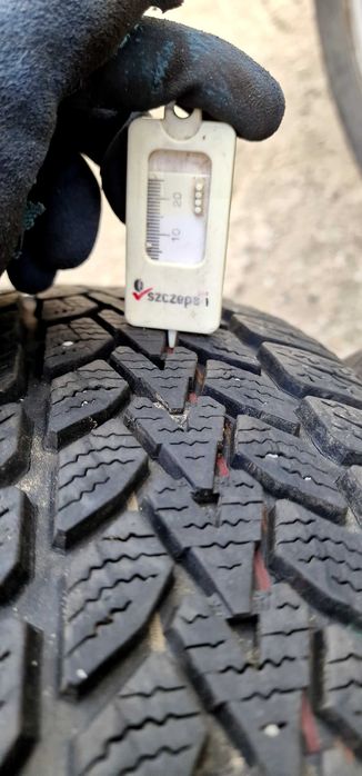 Opony zimowe dunlop r15 175/65 dwie sztuki