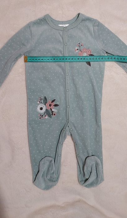 Чоловічок для дівчинки р.68 б/в