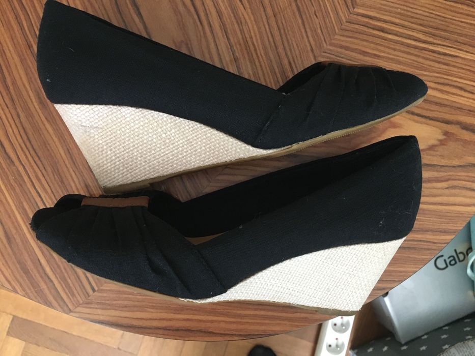 ALDO - przepiękne buty z na koturnie, odkryte palce, na uroczystość 39