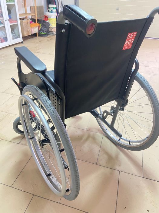 Cadeira de Rodas Celta ORTHOS eixo recuado XXL