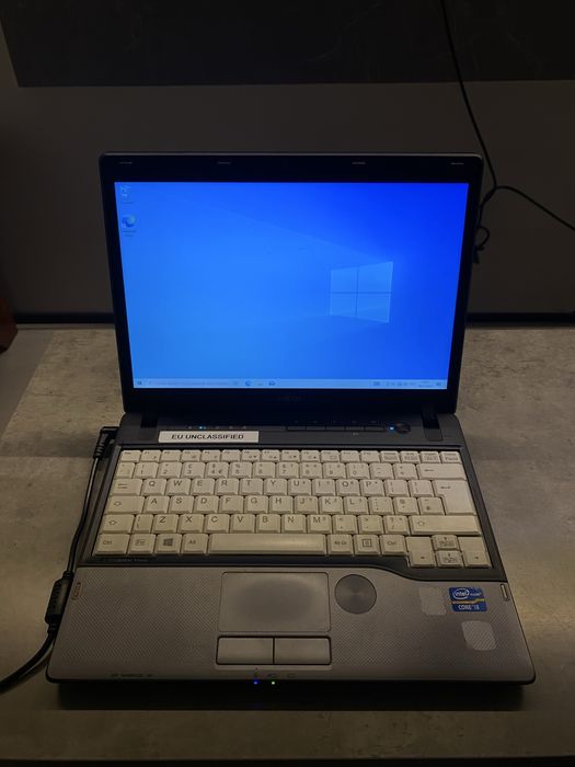 Ноутбук Fujitsu Intel Core i3-3110 SSD ОЗУ-8