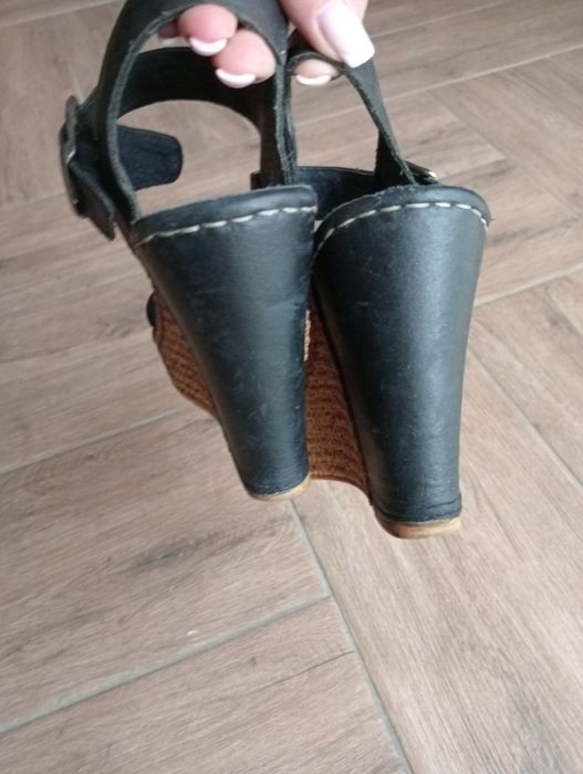 Sandałki Lasocki 36