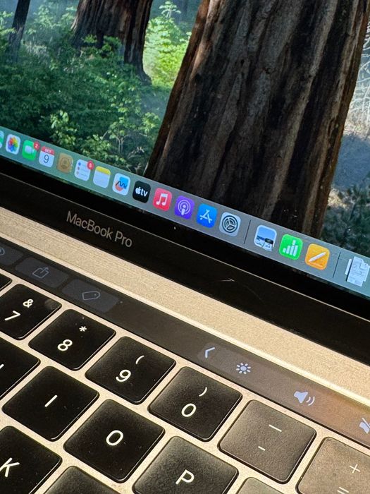 Macbook Pro Mac OsX 2019 13" 16GB 1,4 Quad-Core Intel Core i5 Szary