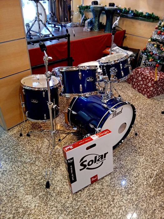 Bateria Pearl Roadshow Set RS505C/C743