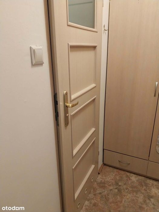 Zadbana i wyposażona kawalerka w Sochaczewie.