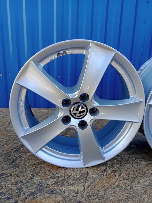 Felgi Aluminiowe 5x100 r16 ET47 Audi Skoda VW Dezent