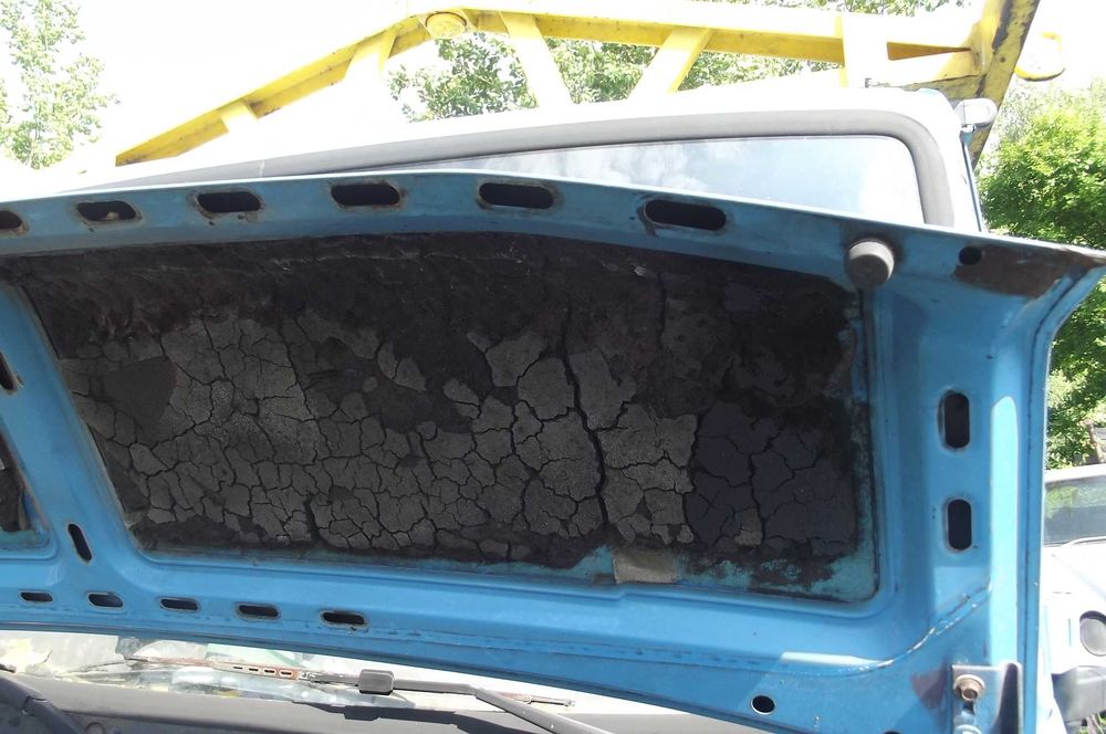 maska pokrywa silnika mercedes t2 rex 609 vario