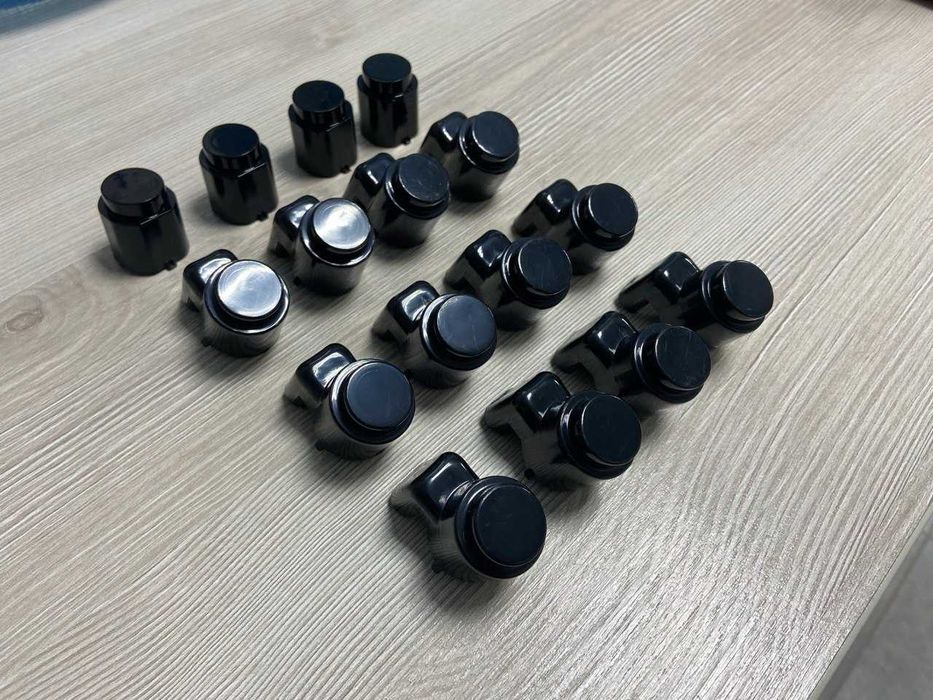 Заглушки парктроника BMW Audi Mercedes в бампер абс пластик розпродаж