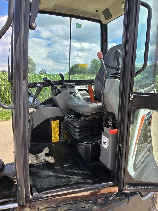 Koparka bobcat e 27