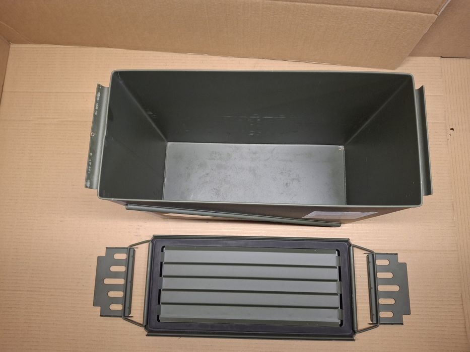 Wojskowa skrzynia M548 NATO duża hermetyczna