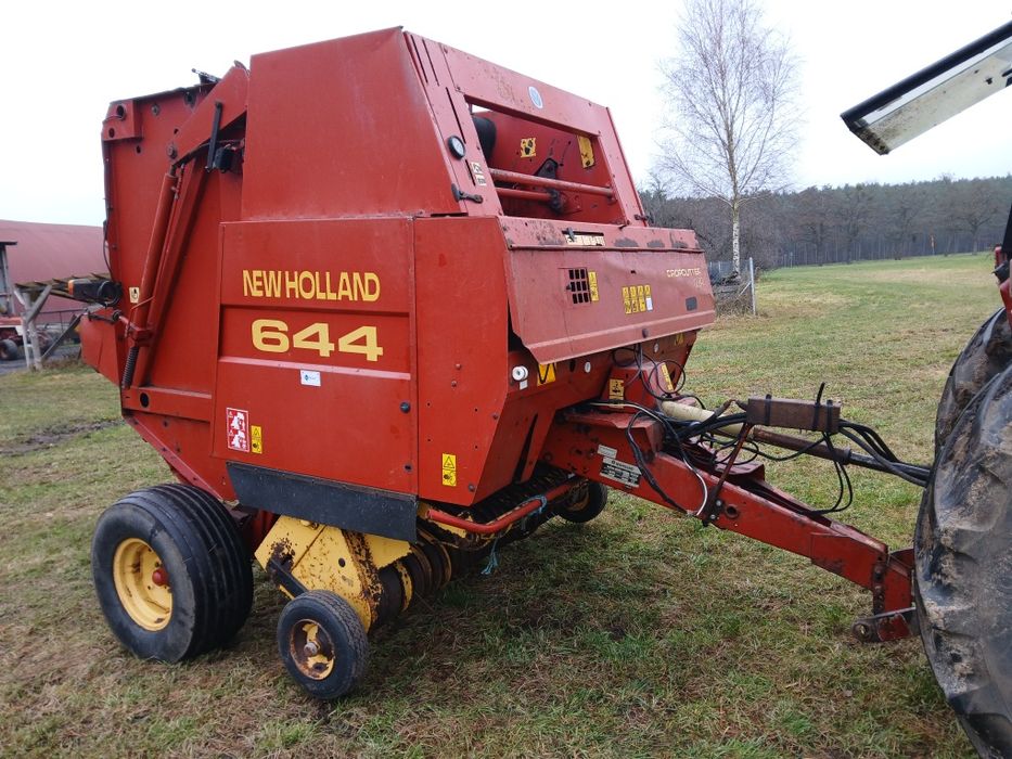 Prasa new holland 644 cropcutter