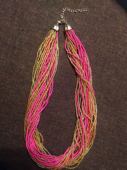 Ожерелье из бисера