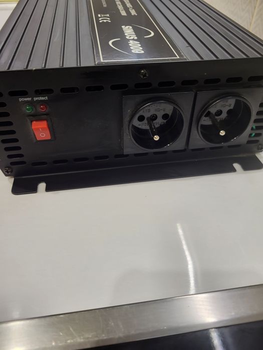 Інвертор VOLT POLSKA 2000W