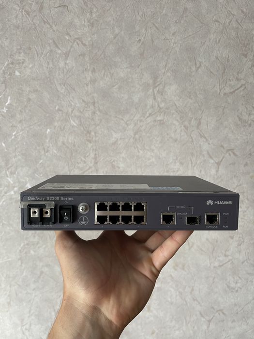 Комутатор Huawei