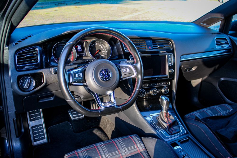 Volkswagen Golf 2.0 TSi GTi DSG Performance