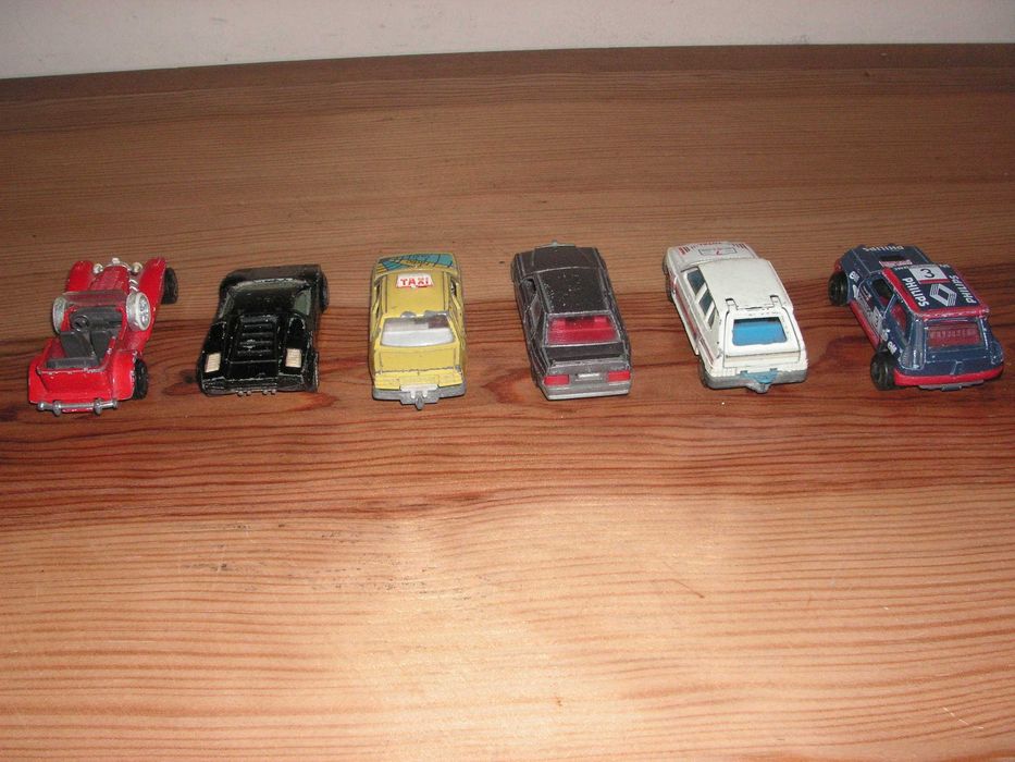 Carros Majorette Excalibur, Lamborghini e Renault 18 Taxi Amarelo