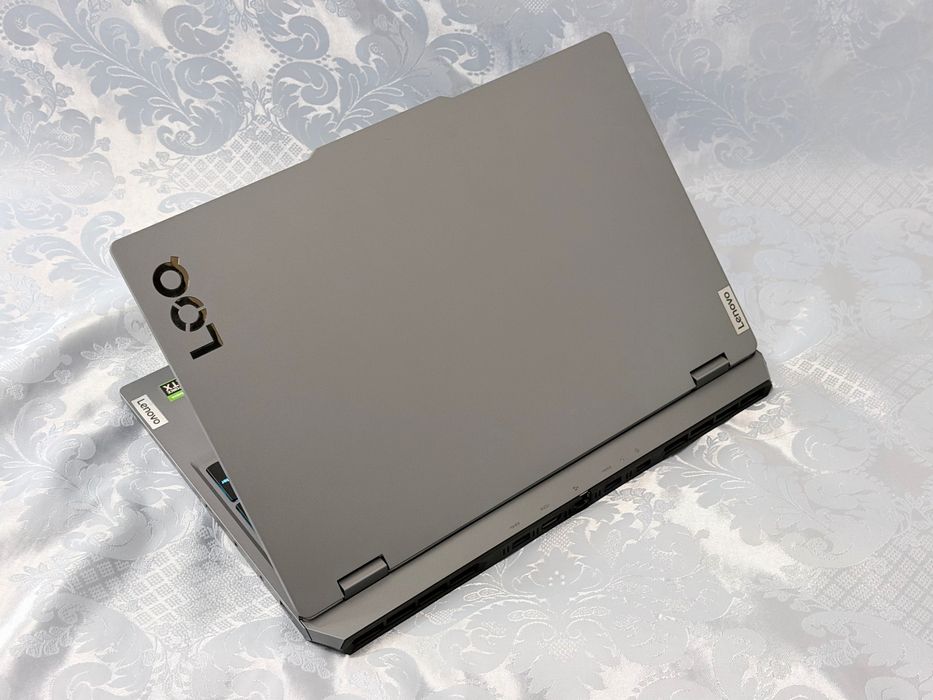 Lenovo LOQ RTX 5060 (2025) Ноутбук