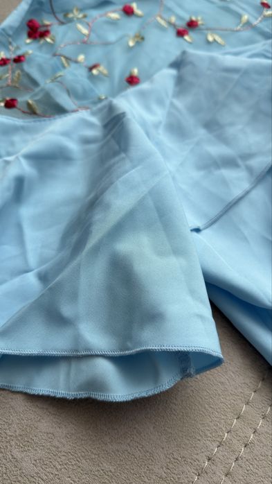 НОВА жіноча блакитна сукня весна літо 52-54 розмір, плаття з вишивкою