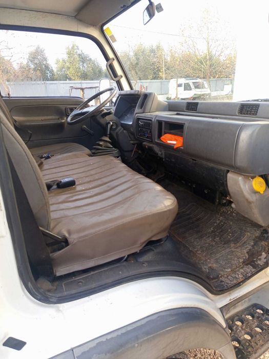 Nissan Cabstar (3000 cc)