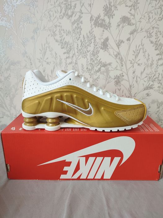 Nowe buty Nike Shox R4 rozmiar 38