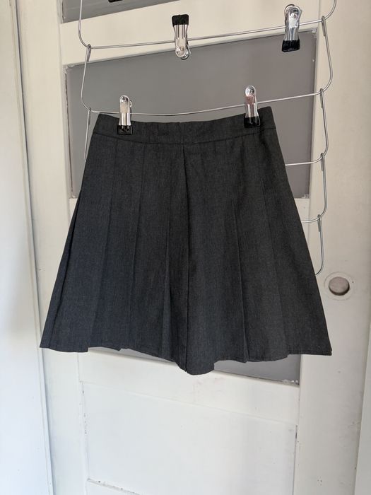 Szara spódniczka plisowana mundurkowa wizytowa 110/116