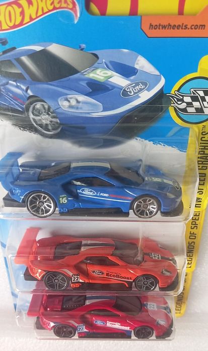 Conjunto 3 , 2016 Ford GT Race Hot Wheels