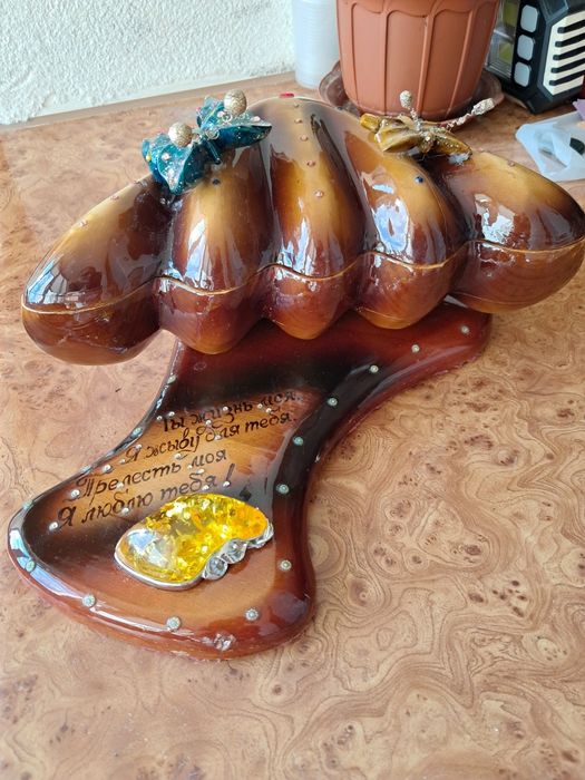 Дерев’яна шкатулка