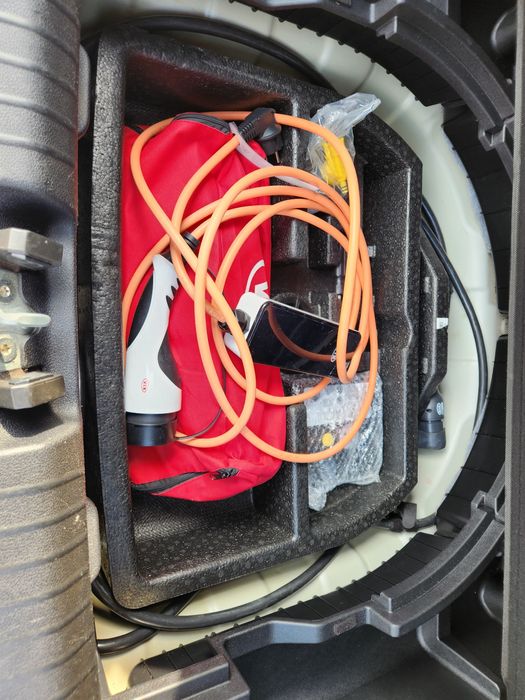 Кіа ніро електрика,  2019 рік, максимальна комплектація