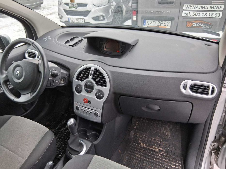 deska kokpit Renault Modus