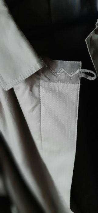 Płaszcz beżowy z odpinaną podpinką pod pinką