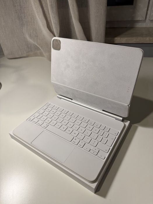Magic Keyboard iPad