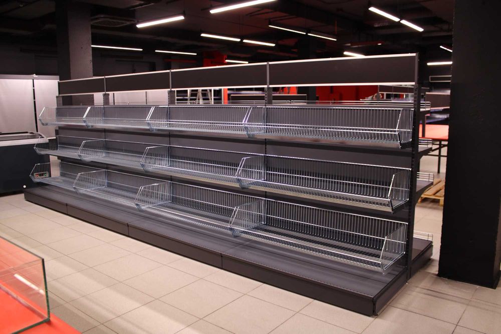 Торгові стелажі. Полки в магазин. Торгове обладнання. Вітрини. Гачки