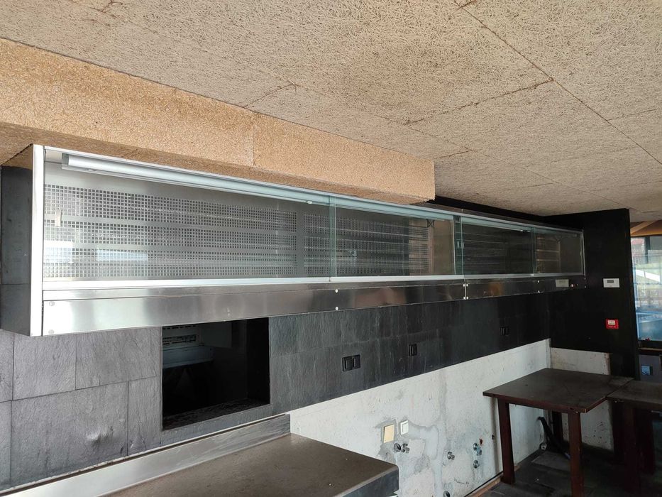 Armário Refrigerado de Parede- Marca JORDÃO- SEMI-NOVO- 5 METROS