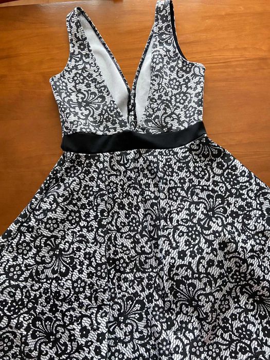 Vestido  preto e branco - Evita