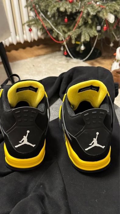 Oryginalne Jordan 4 – rozmiar 43 | Prawie nowe