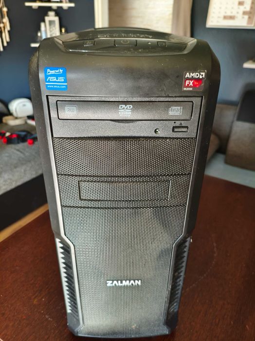 Sprzedam komputer AMD FX 8320E 24GB 1TB Nvidia GT730 DVDRW Wifi Win7