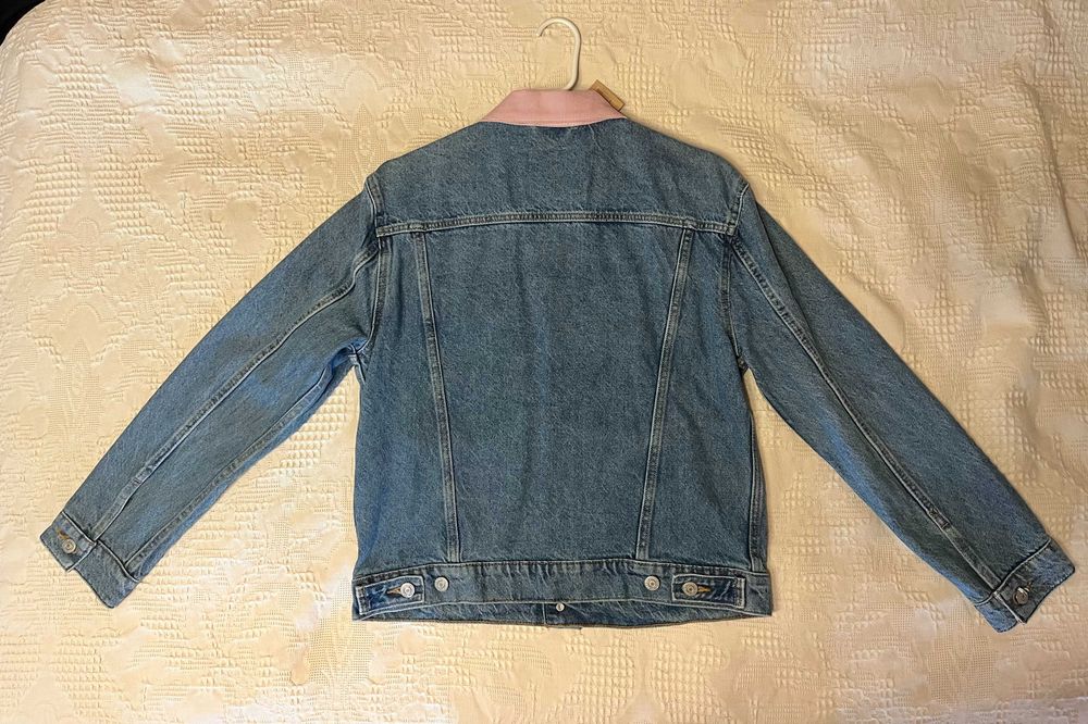 Куртка нова Levis джинсова жіноча S