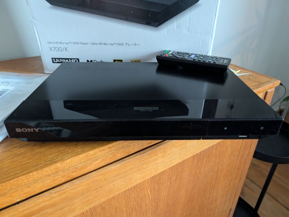Odtwarzacz Blu-ray Sony UBPX-700/K, gwarancja