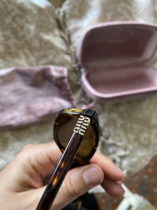 Очки солнцезащитные miu miu оригинал — zdjęcie 3