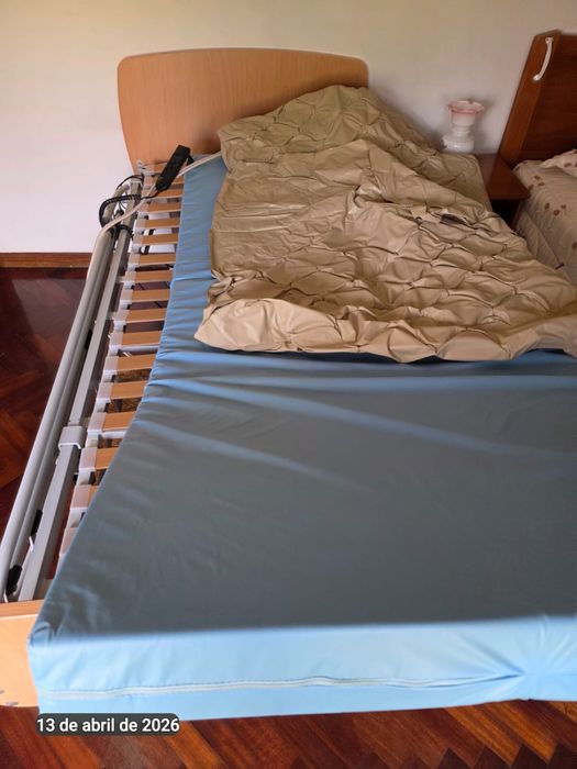Cama articulada com colchao anti acaros - eletrica