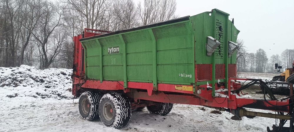 Rozrzutnik obornika Unia Tytan 11