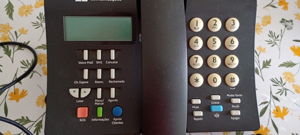 Telefone fixo. Antigo