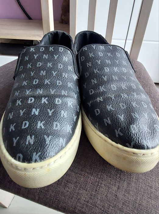 DKNY rozm. 42 (27,5 cm) idealne na wiosnę