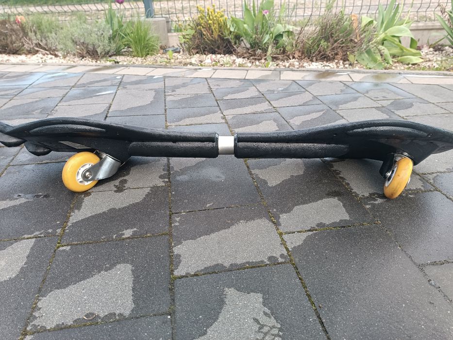 Deskorolka waveboard