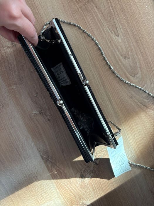 Torebka czarna wizytowa