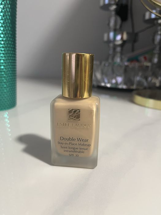 Estee lauder stara wersja double wear 2N1