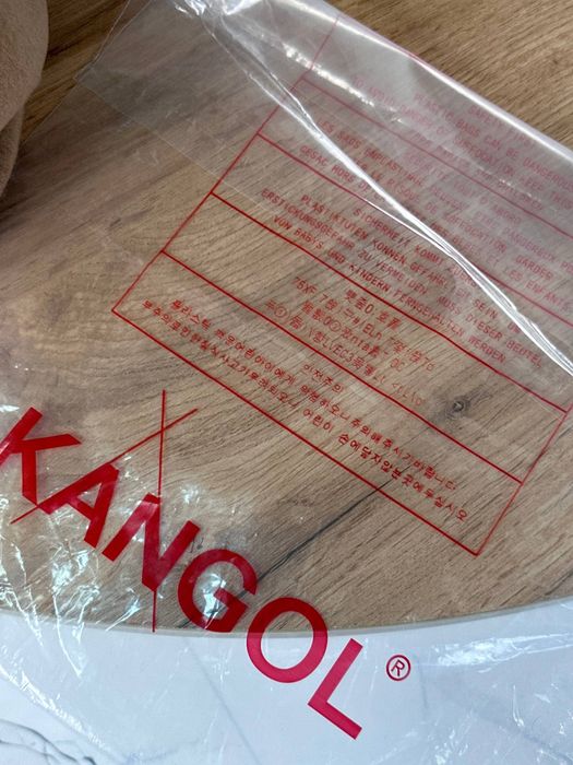 Берет Kangol кепка жиганка бандитка кепа беж/чорна М/Л