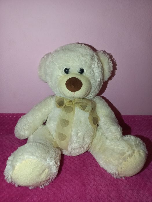 Maskotka biały miś